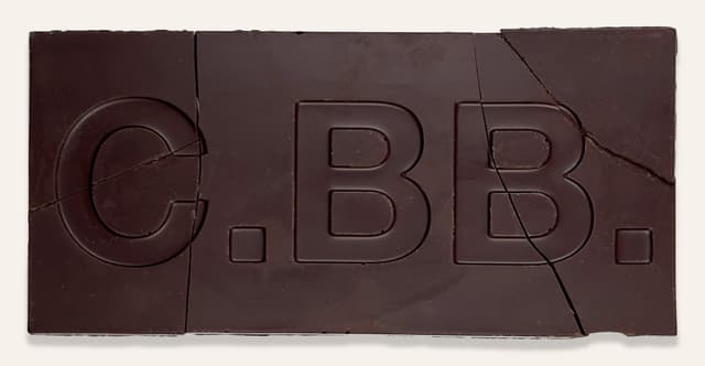 Front of Black Toasted Sesame Seeds, Cacao Shell & Nibs bar made by Casa Bosques Chocolates