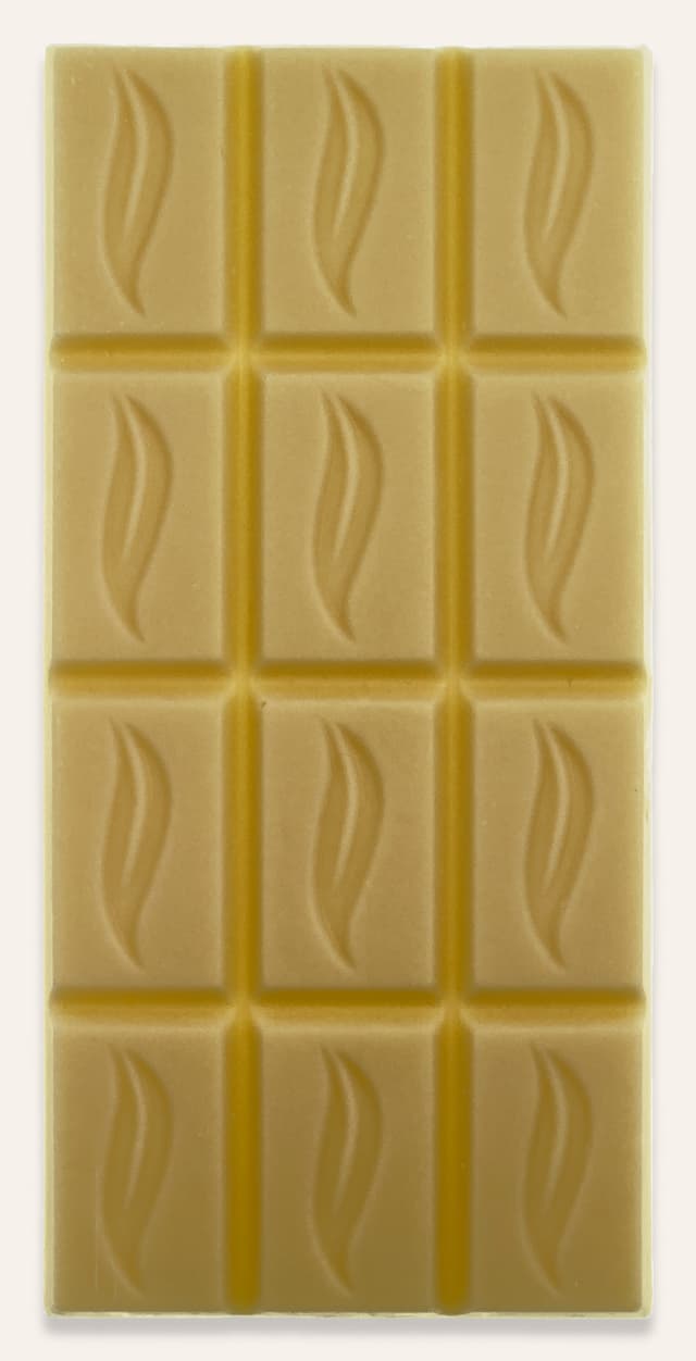 Front of Vegan White Bar With Organic Vanilla bar made by Pascha Chocolate Co in Peru